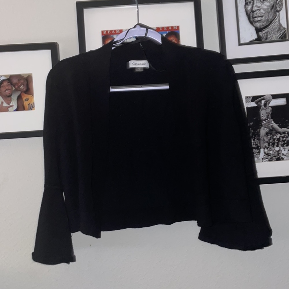 NWOT Calvin Klein Black Pullover Cardigan Crop Style